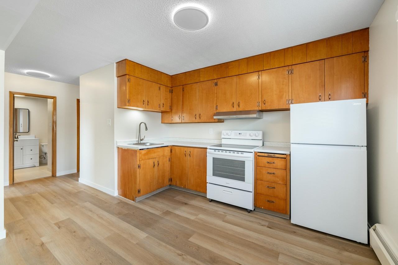 2151 Hamilton St #16 - Photo 3 of 11