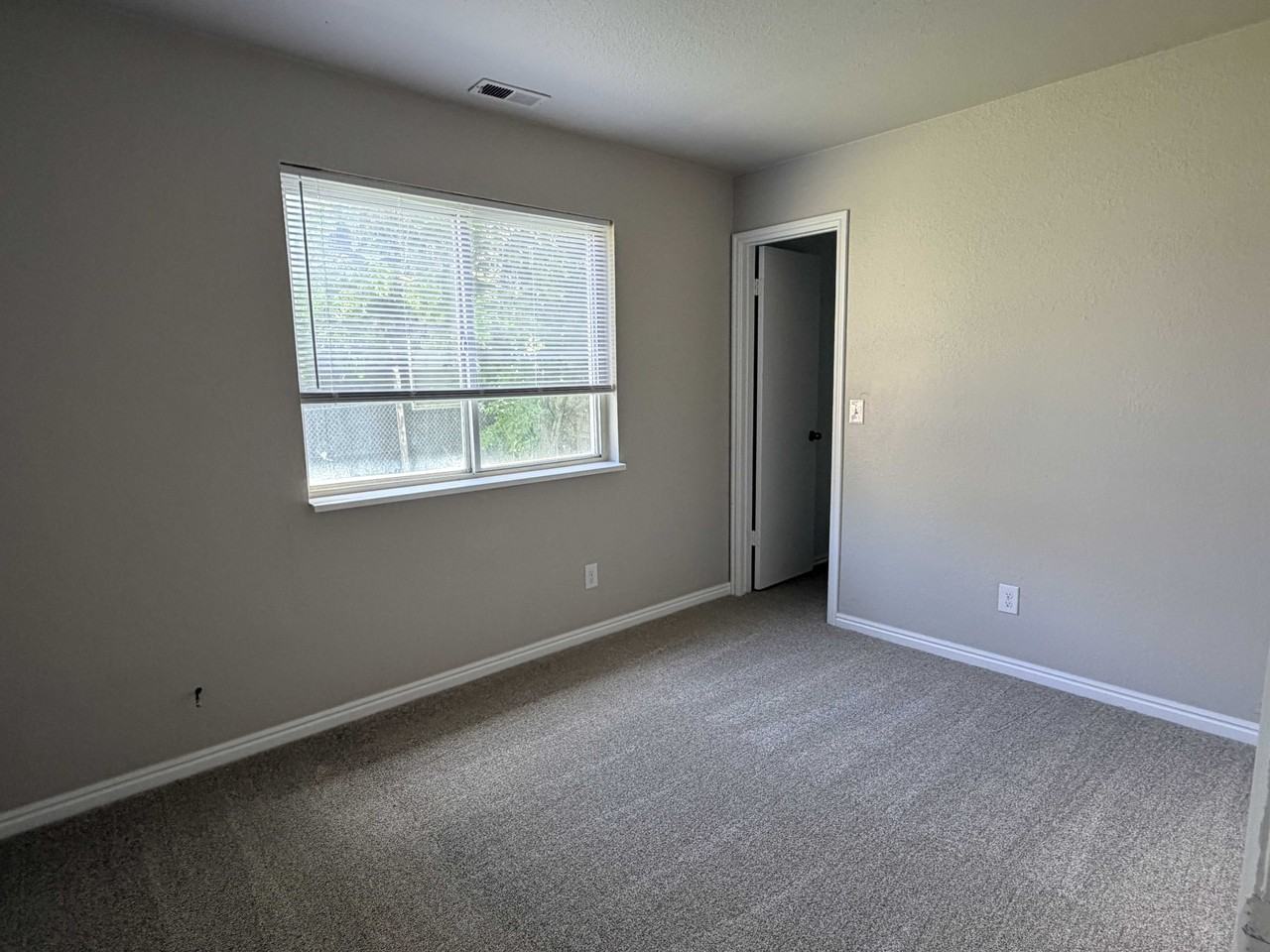 213 S 1400 W #213 - Photo 5 of 6