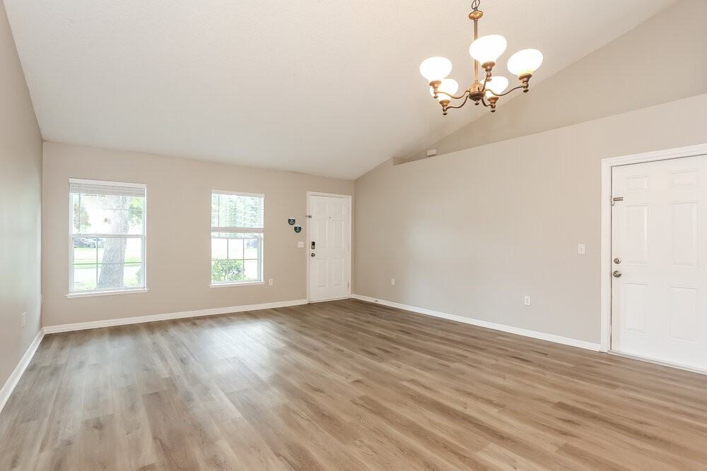 2623 Bluewave Dr - Photo 5 of 16