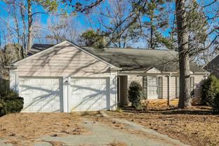 6573 Eastbriar Dr - Photo 1 of 1