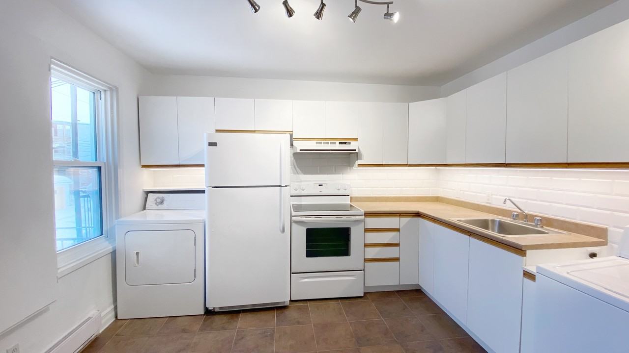 6783 Avenue Louis-Hébert #6783 - Photo 3 of 11