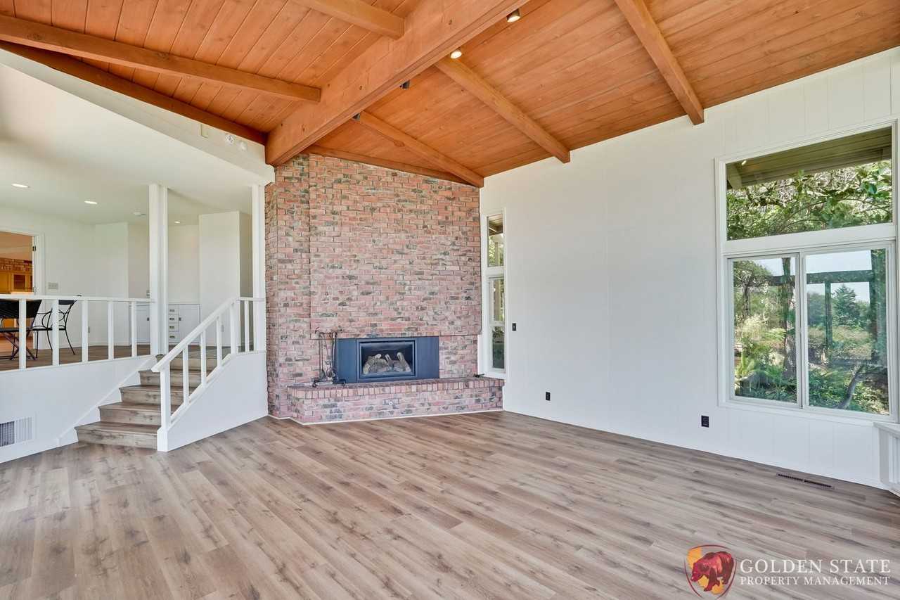 15479 Belnap Way - Photo 4 of 33