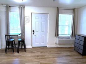802 S Elm St - Photo 1 of 1