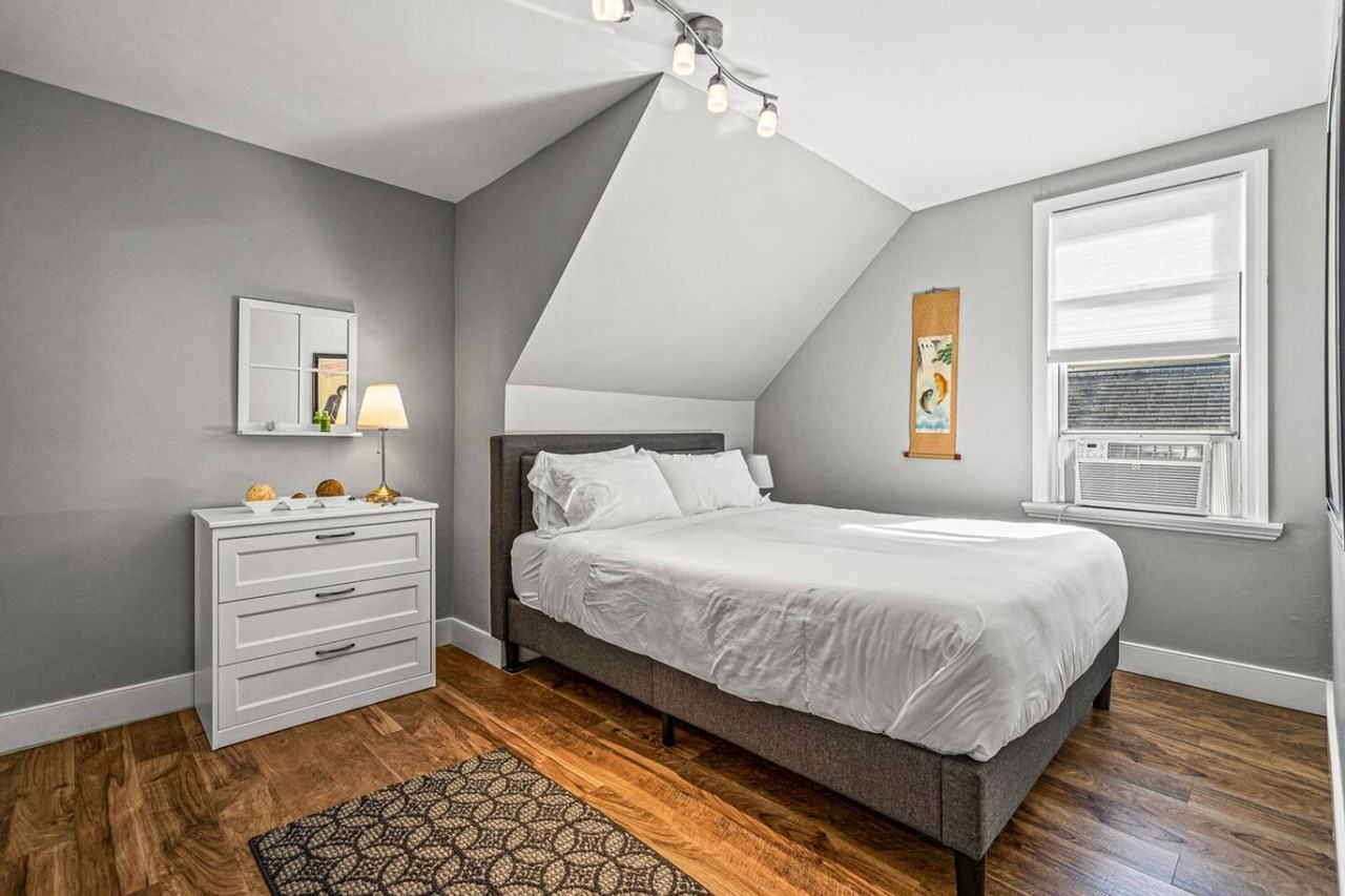 146 Vassall St #1328027P - Photo 6 of 27