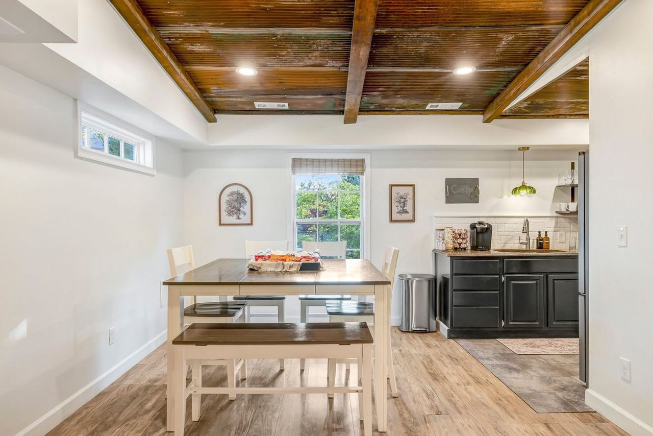 59 Beverly Pl #1337813P - Photo 4 of 20