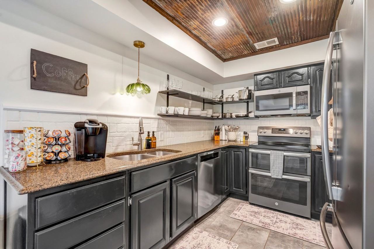 59 Beverly Pl #1337813P - Photo 6 of 20