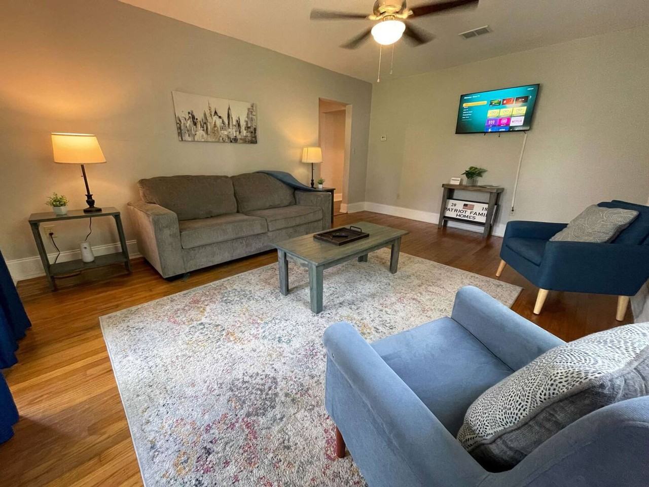 410 N C St #1367374P - Photo 3 of 39