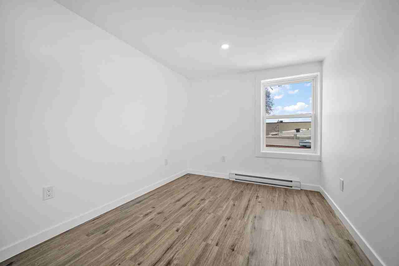 2481 Rue la Fontaine #2481 - Photo 4 of 18