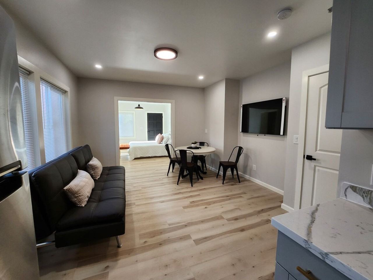 6628 Telegraph Ave #1424325P - Photo 2 of 22