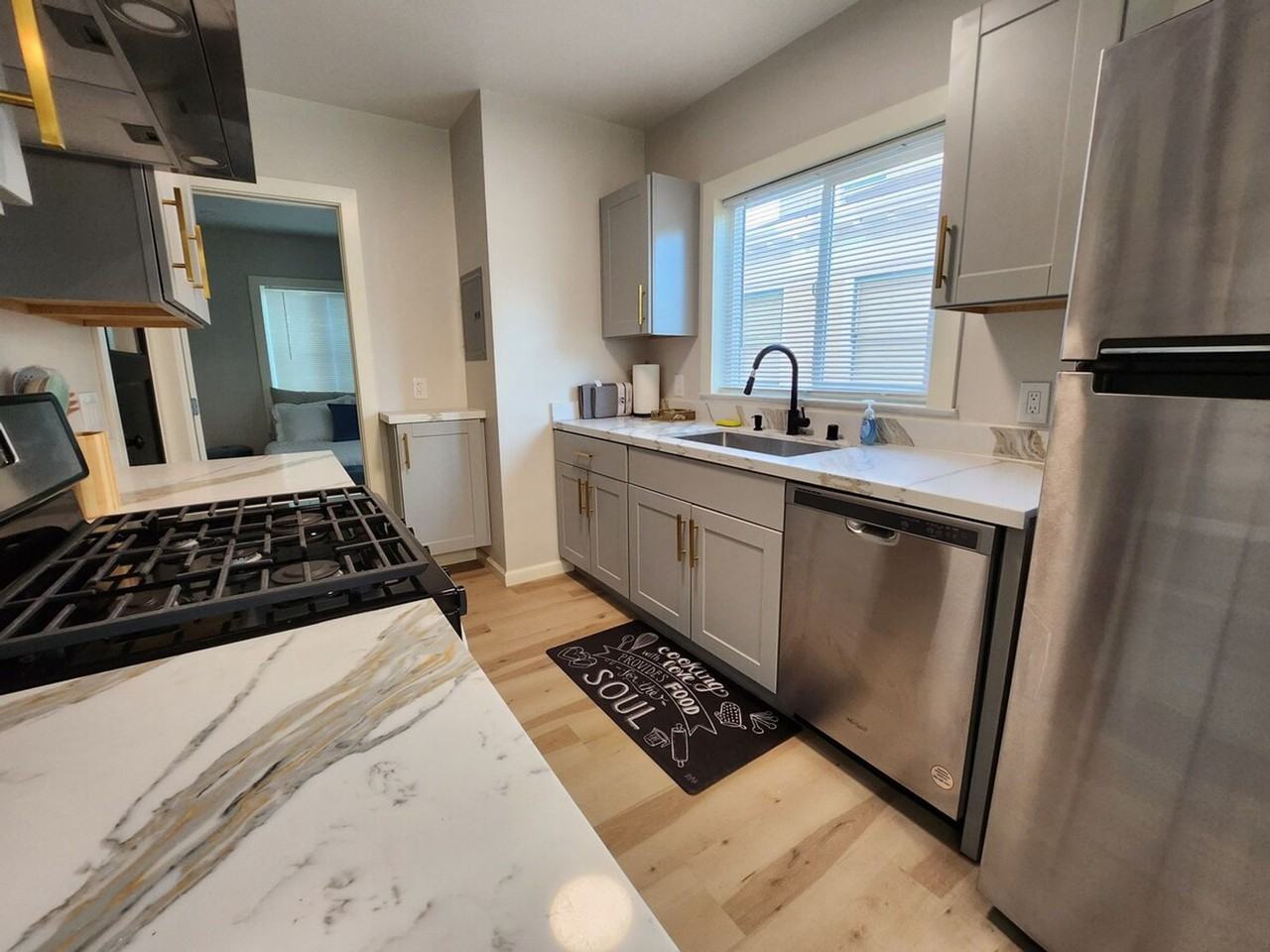 6628 Telegraph Ave #1424325P - Photo 5 of 22