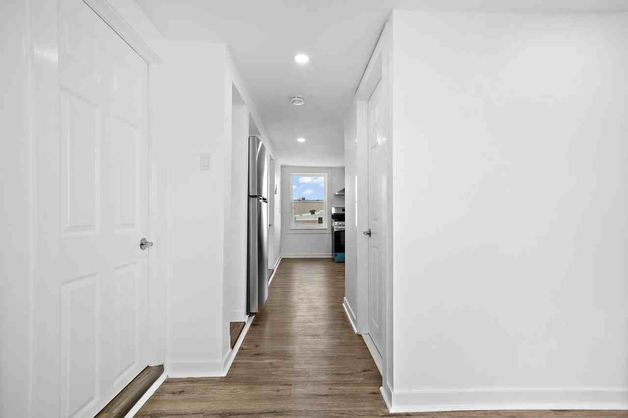 2481 Rue la Fontaine #2481 - Photo 3 of 18