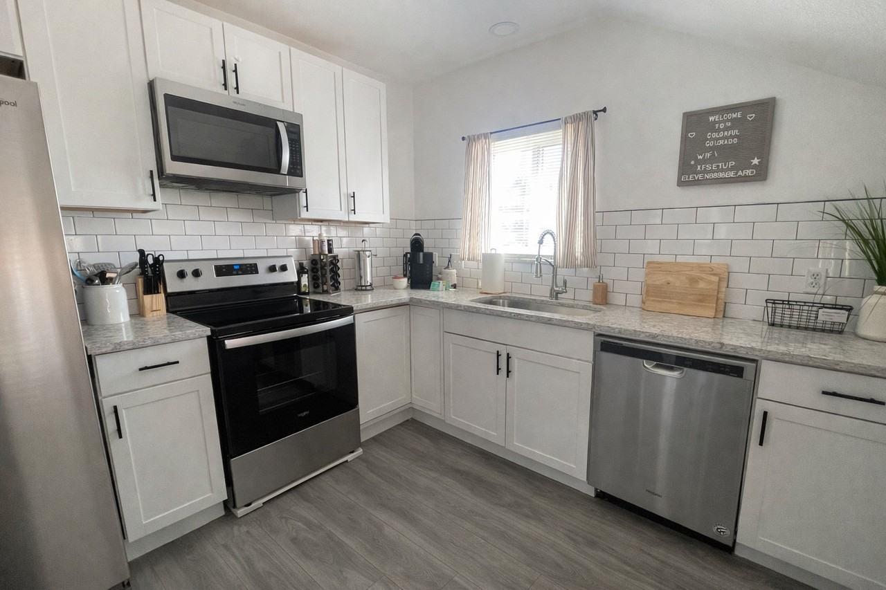15 N Corona St #1462273P - Photo 3 of 13