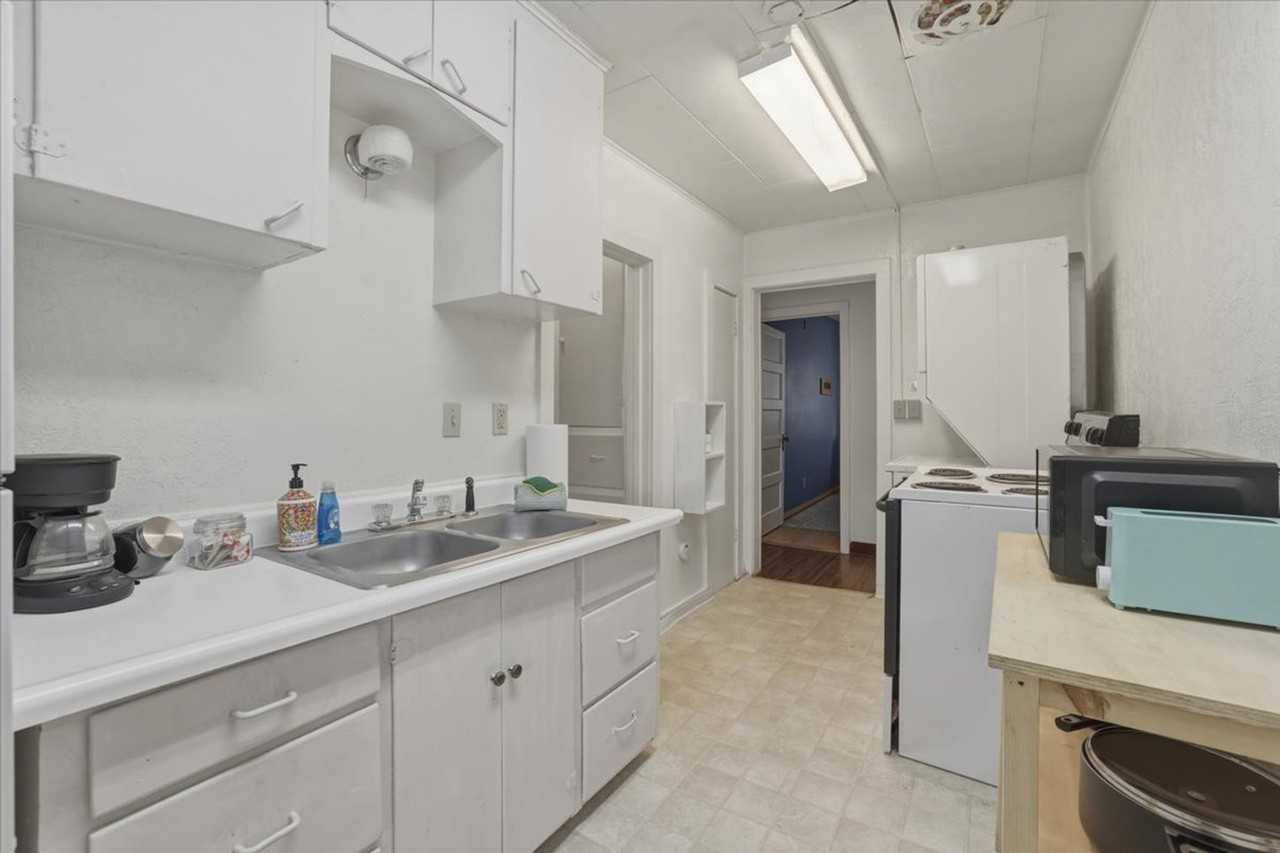 N 3rd East St #1462222P - Photo 4 of 11