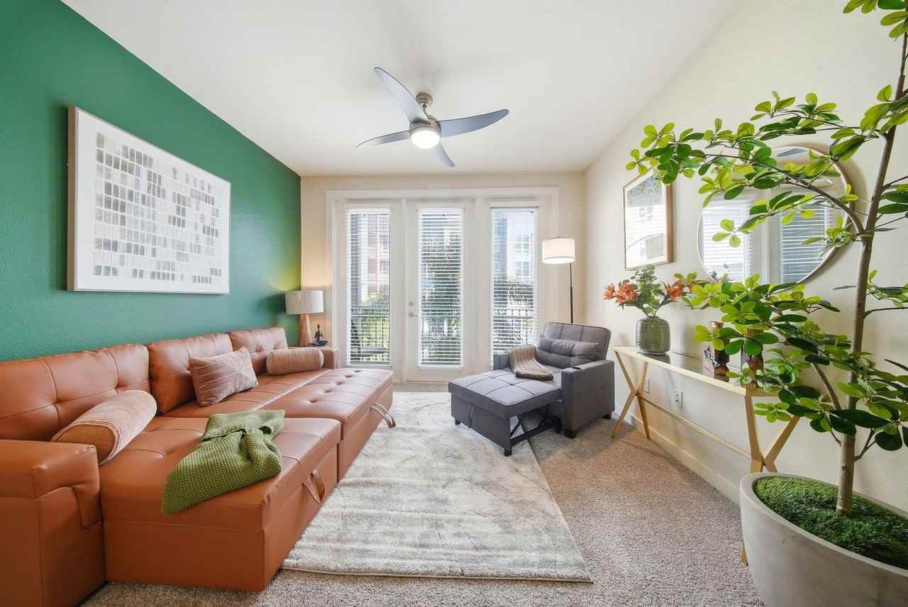1700 W Cleveland St #1507050P - Photo 4 of 50
