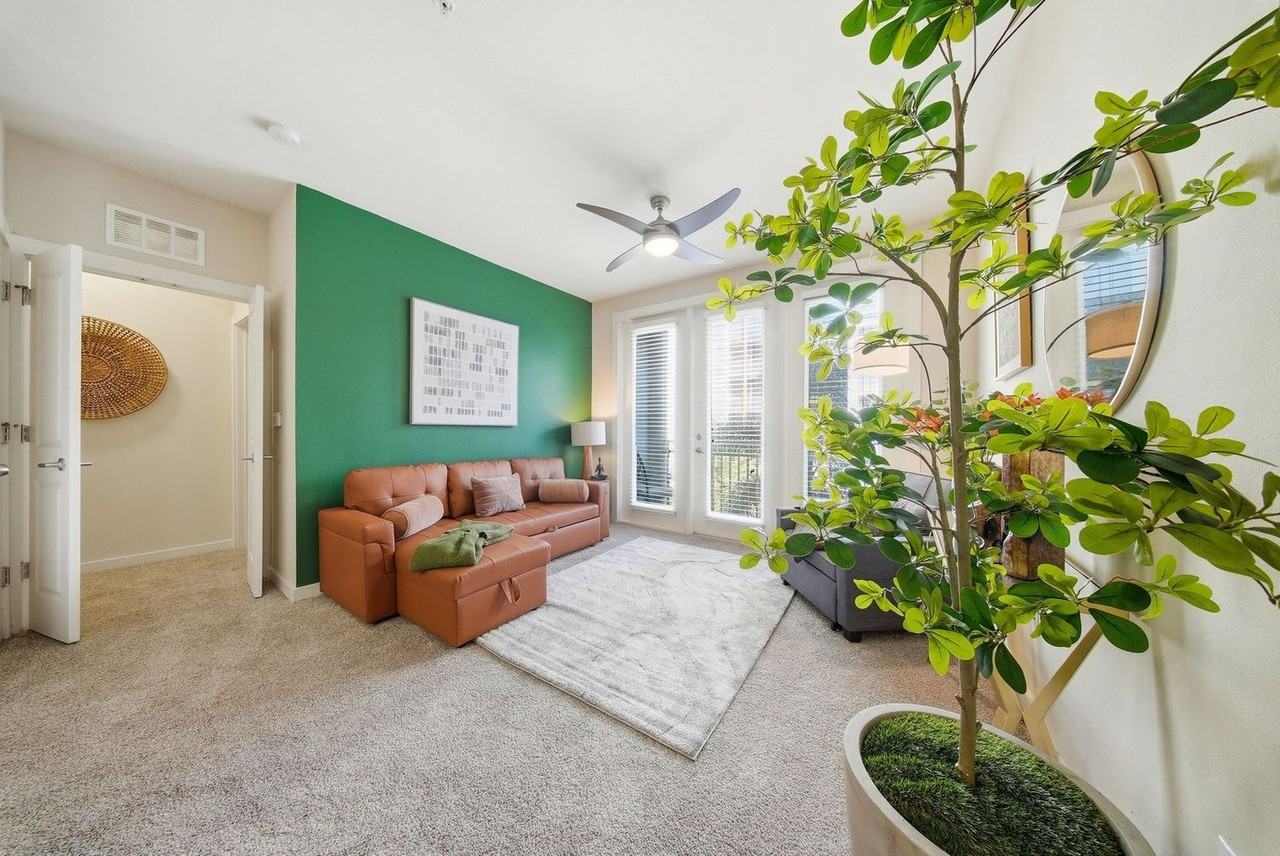 1700 W Cleveland St #1507050P - Photo 6 of 50