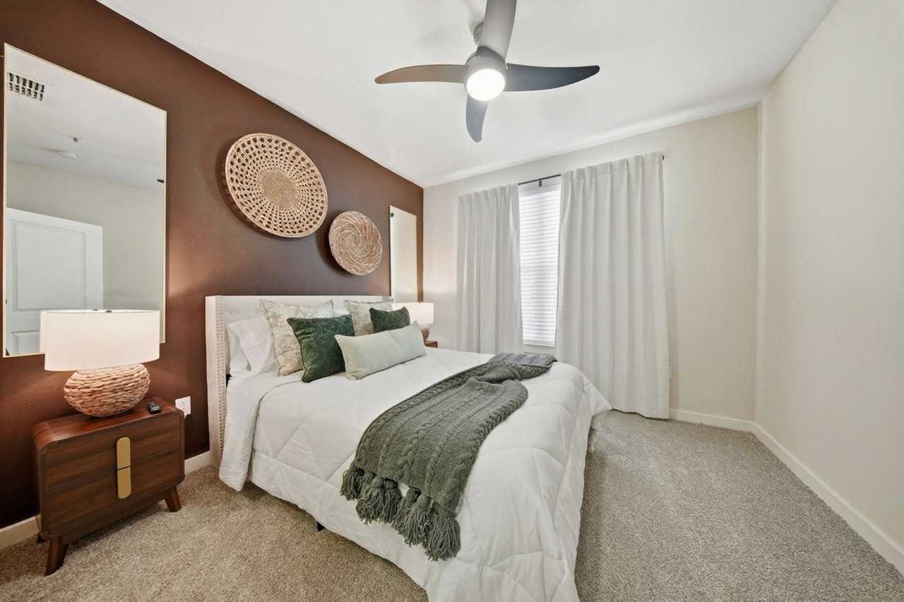 1700 W Cleveland St #1507050P - Photo 7 of 50
