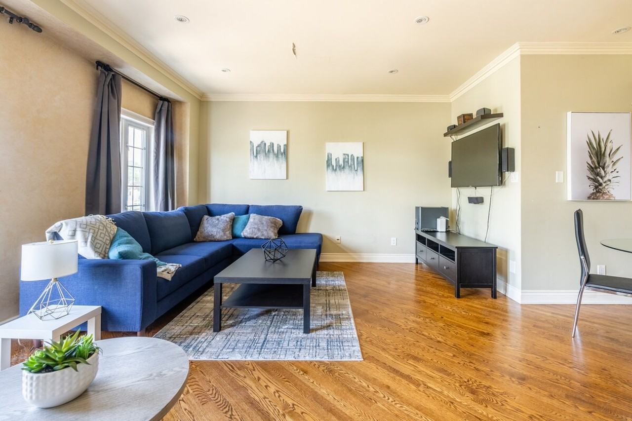 481 Cummer Ave #1513108P - Photo 4 of 43