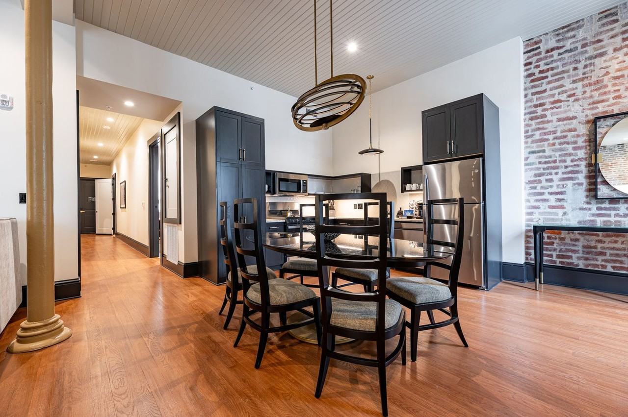 1011 Canal Street - Photo 4 of 28