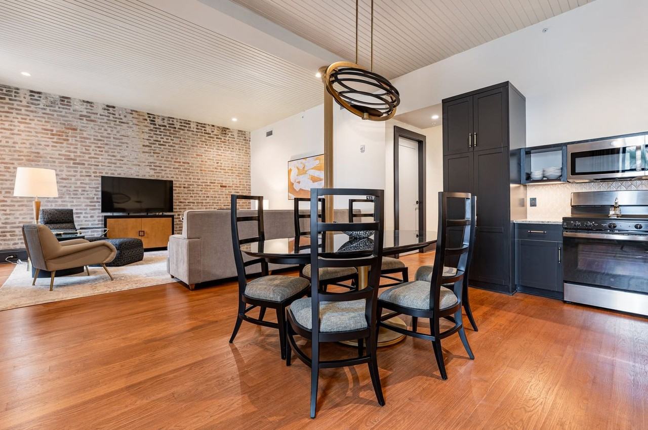 1011 Canal Street - Photo 5 of 28