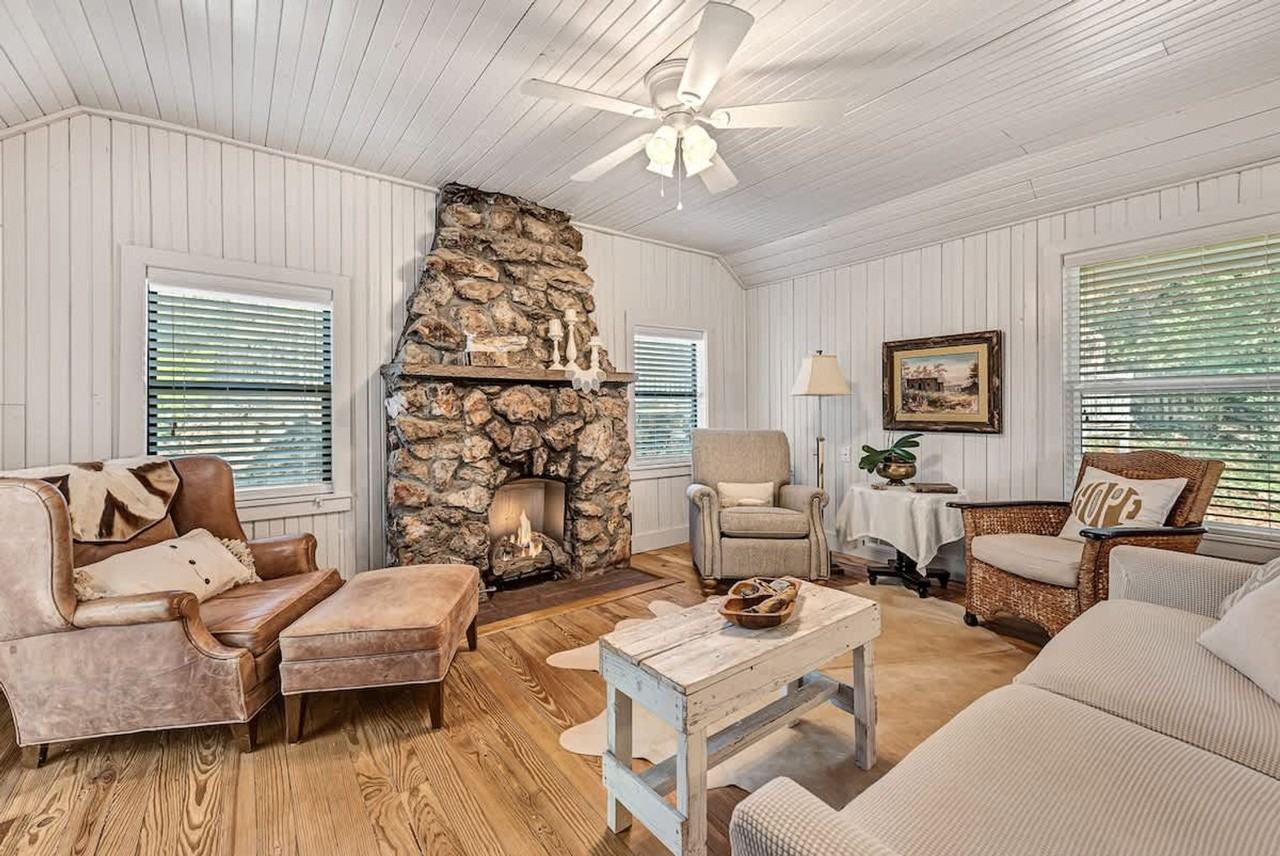 22981 Old Hotel Rd #1520955P - Photo 2 of 50