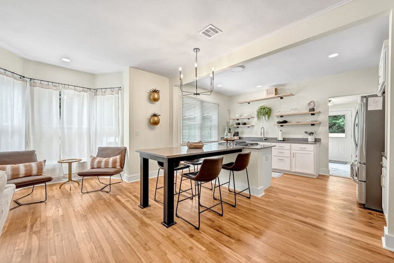 426 S Washington St #1520937P - Photo 4 of 50
