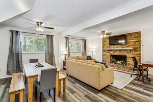 featured image of 6 Ruffin Cir