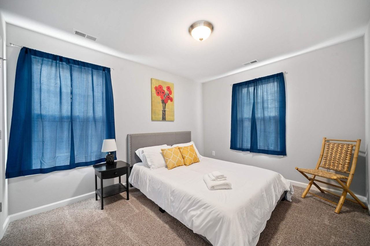 443 Reynolds St #1523803P - Photo 6 of 30