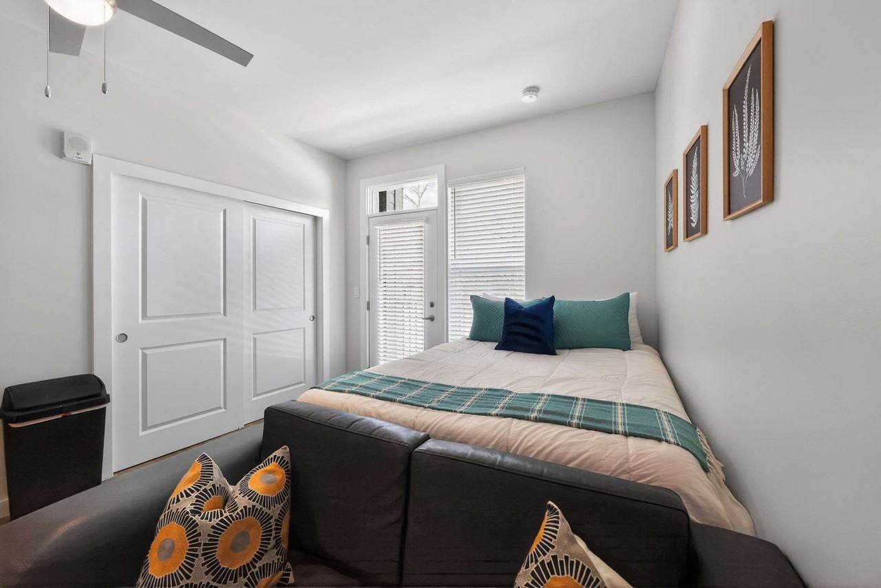 1001 Marshall Ave #1523765P - Photo 6 of 21