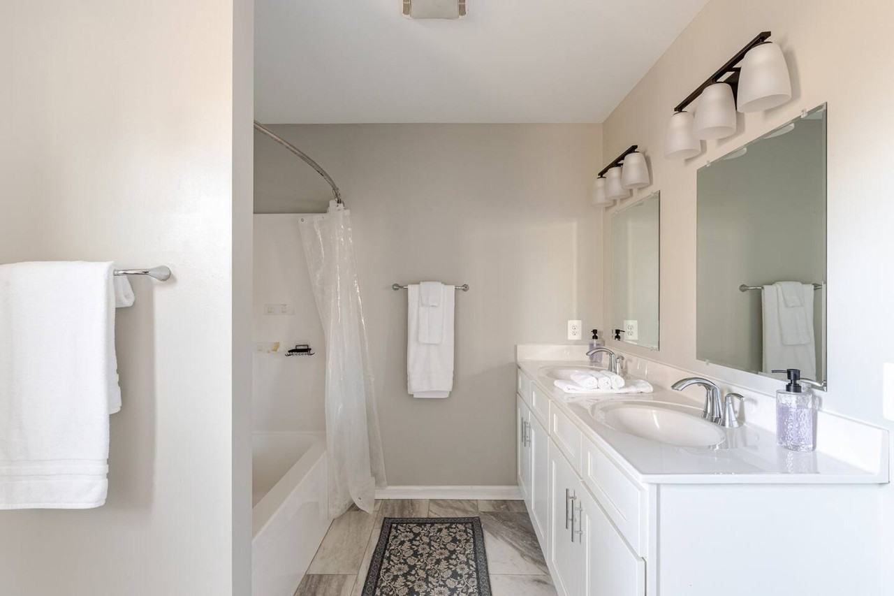 301 Rollason Dr #1526871P - Photo 7 of 36