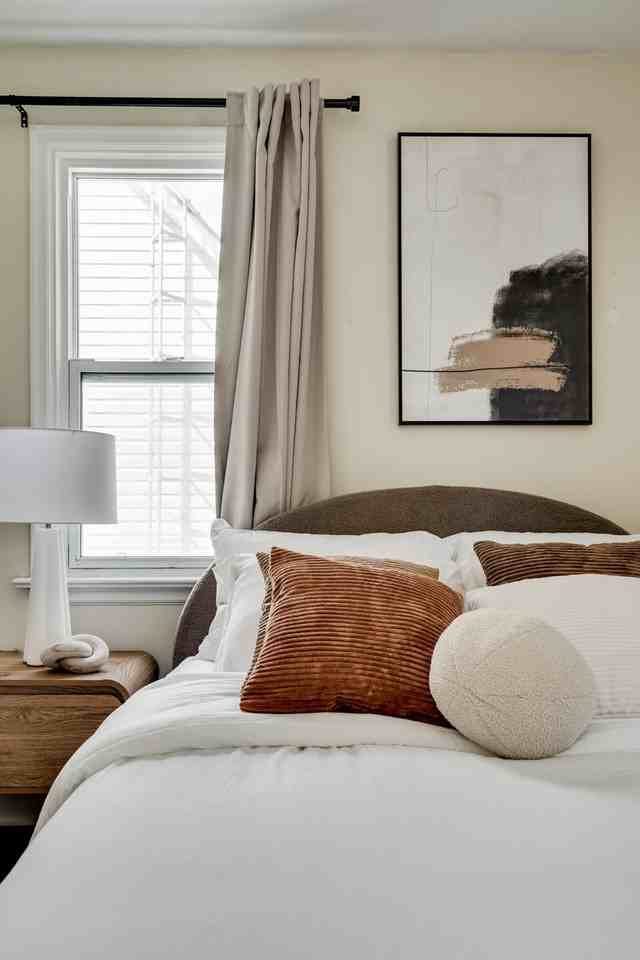 277 Park St #1537674P - Photo 3 of 9