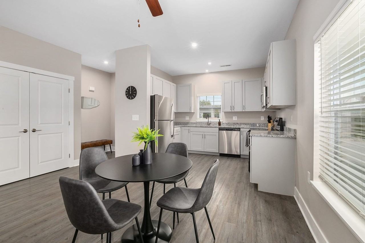 5883 Cabernet Ave Sw #1539808P - Photo 6 of 19