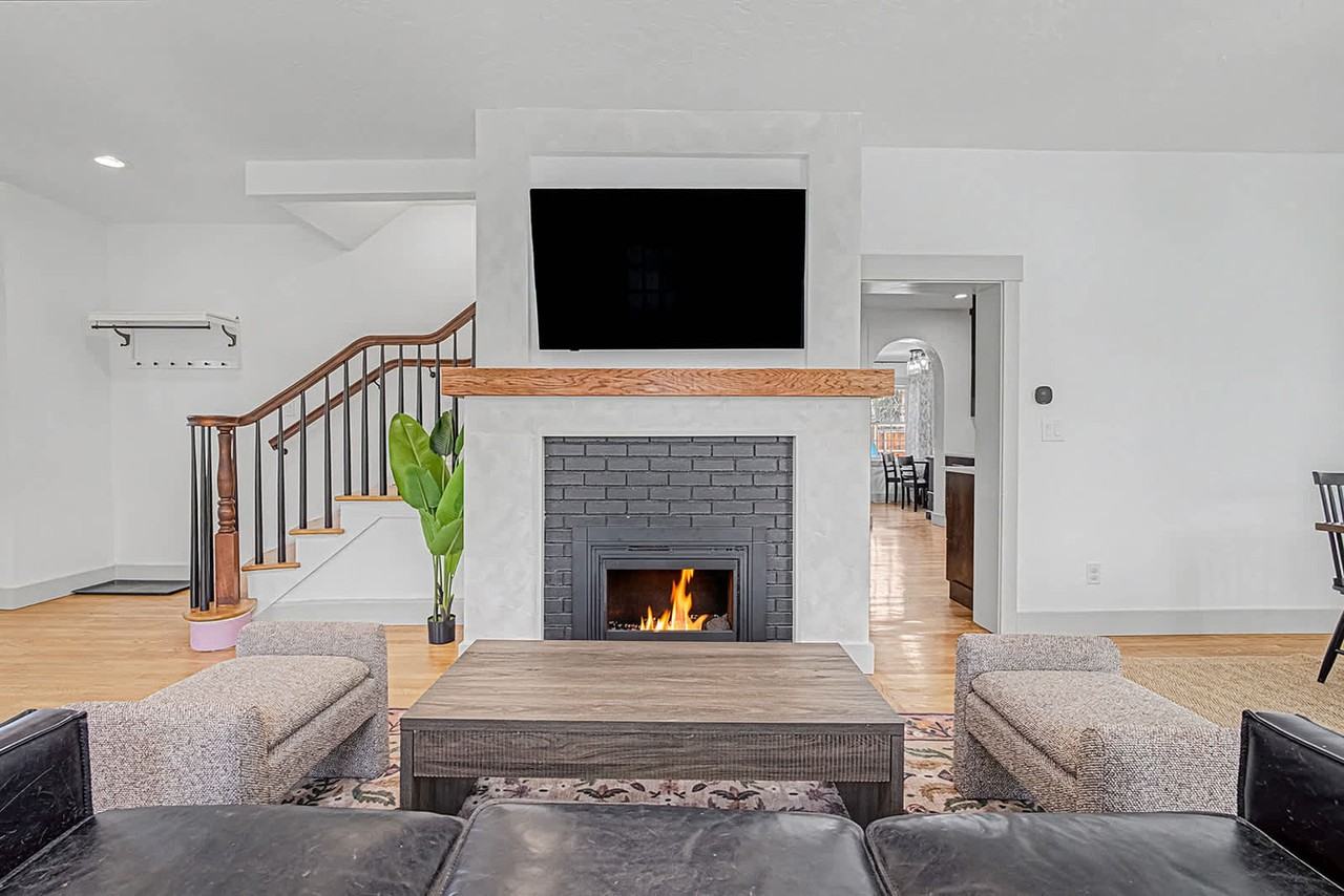1601 Dearborn St #1509799P - Photo 2 of 50