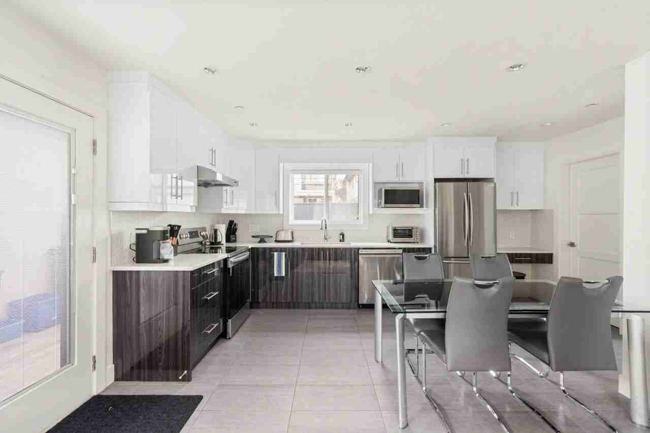 1061 East 59th Ave #1539966P - Photo 6 of 17