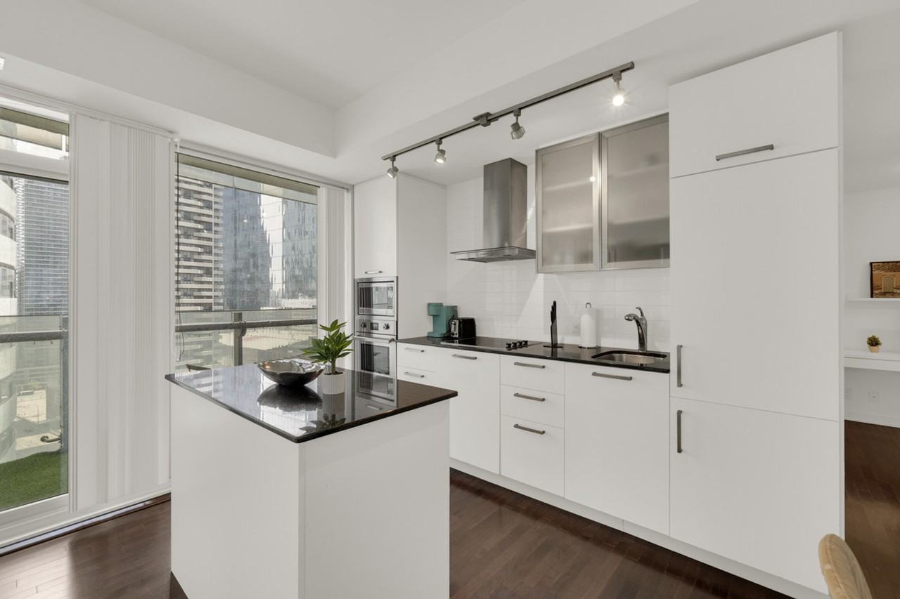 12 York St #1536802P - Photo 6 of 24