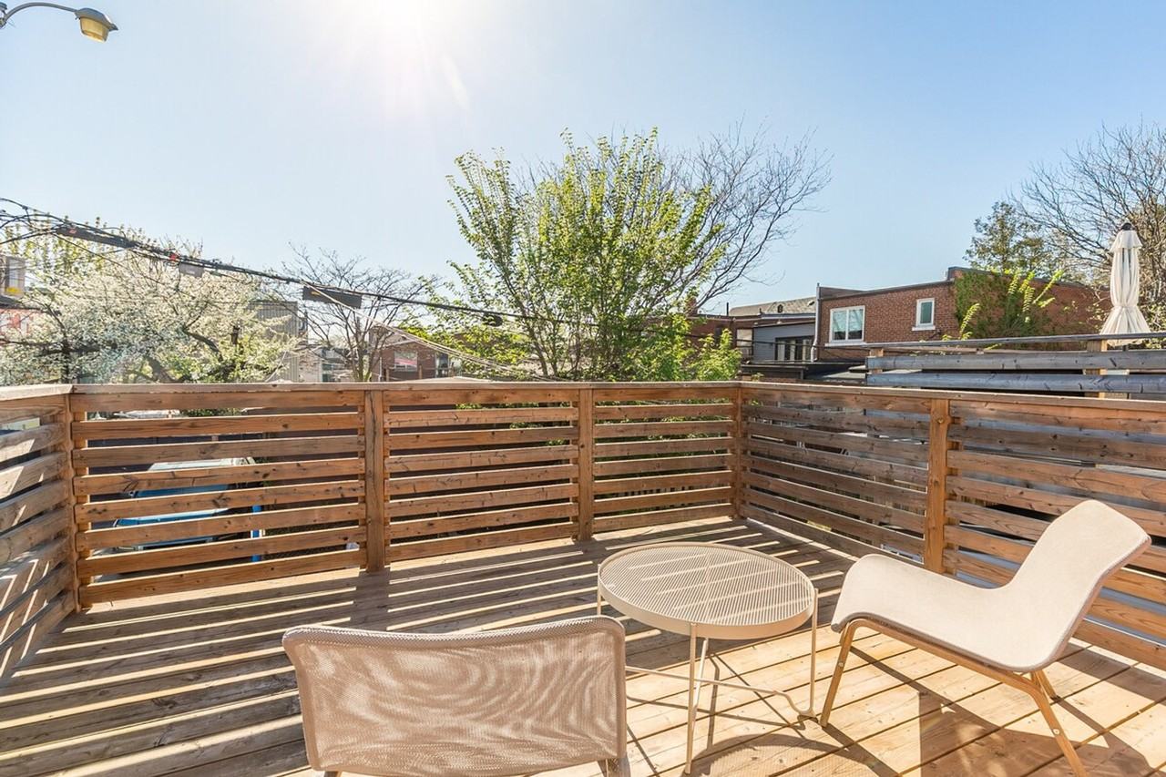 8 Manning Ave #1541013P - Photo 4 of 11