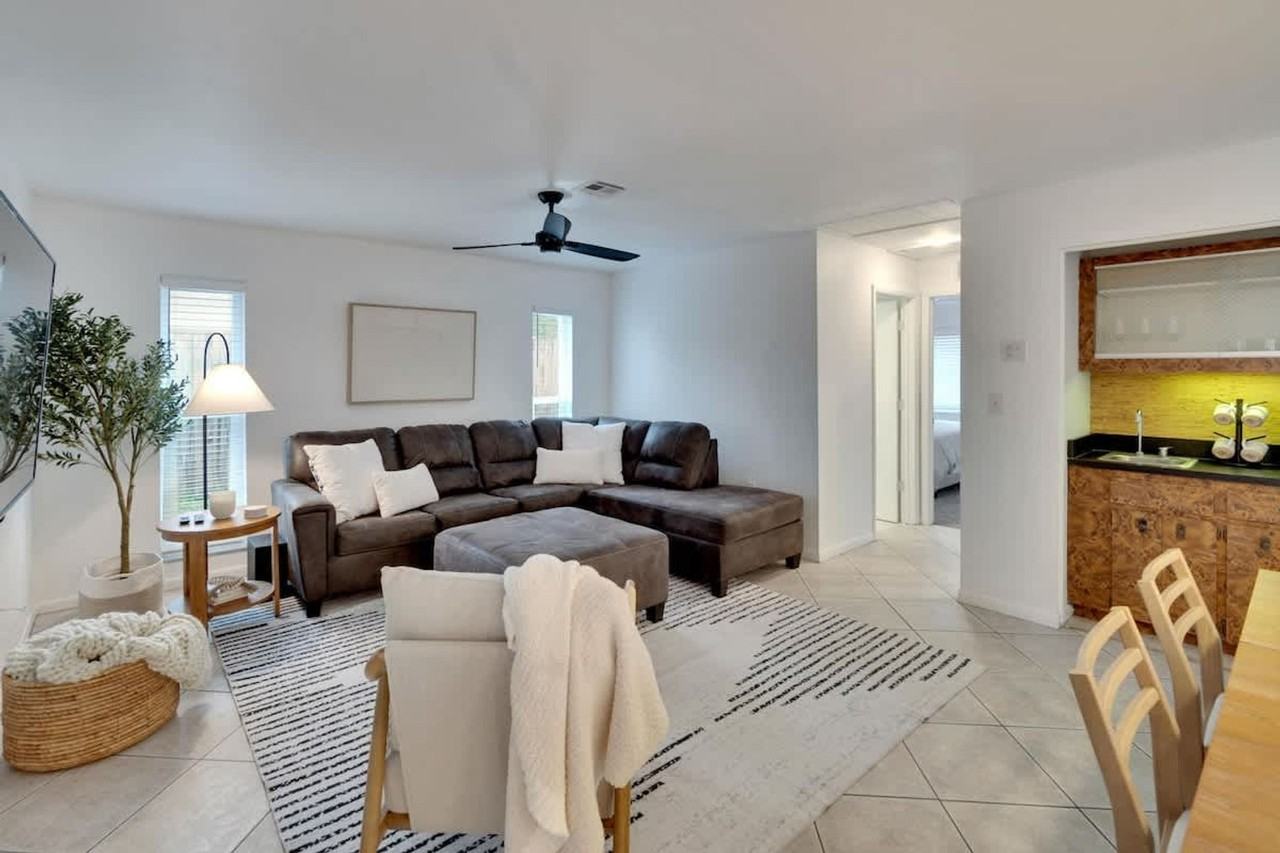 11737 96th Pl #1541768P - Photo 3 of 23