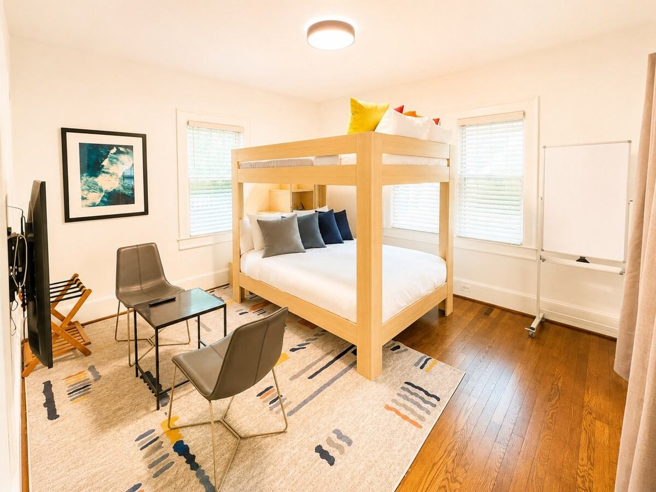 420 7th St Ne #1541067P - Photo 4 of 29