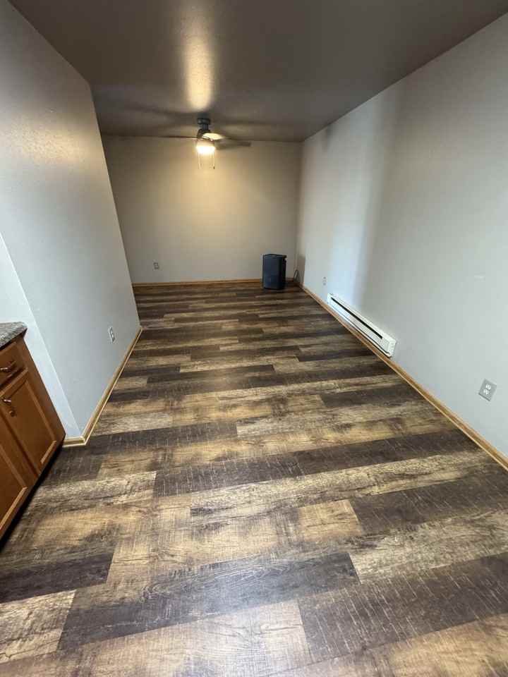 934 930, 932,Iowa Ave, #14 - Photo 4 of 5