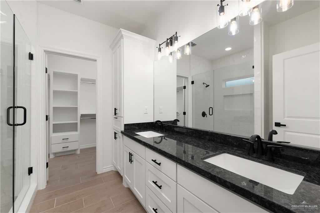 113 Hope Dr - Photo 3 of 5