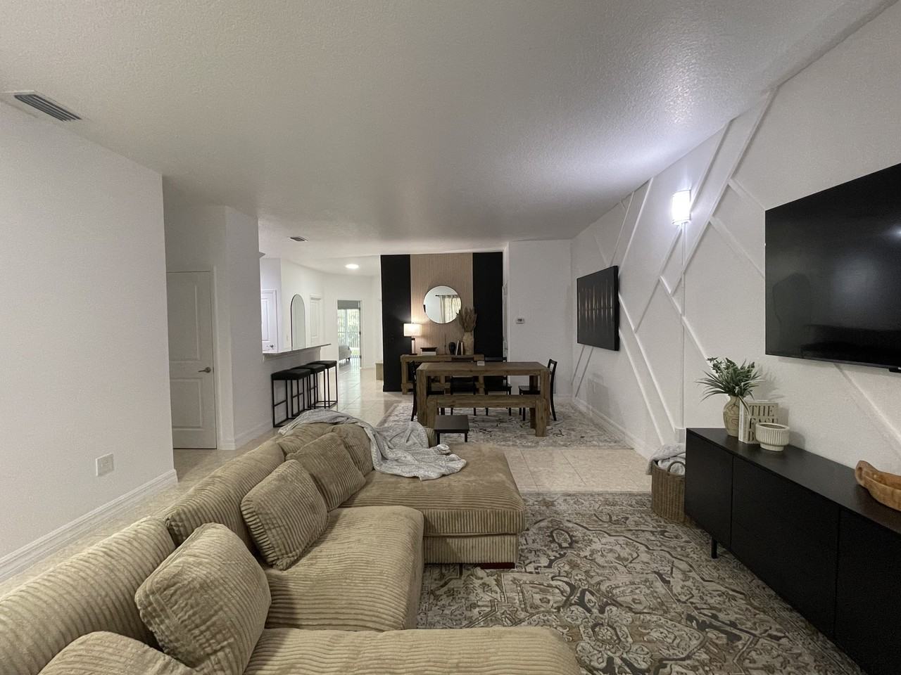 3111 Sun Lake Ct #A - Photo 3 of 30