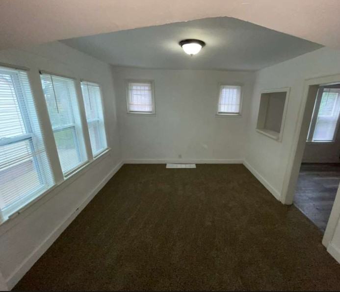 20290 Annott St - Photo 4 of 11
