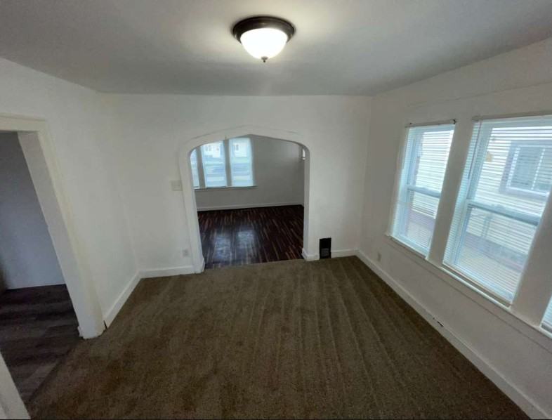 20290 Annott St - Photo 5 of 11