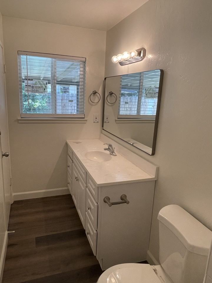 1315 Cardinal St - Photo 6 of 27
