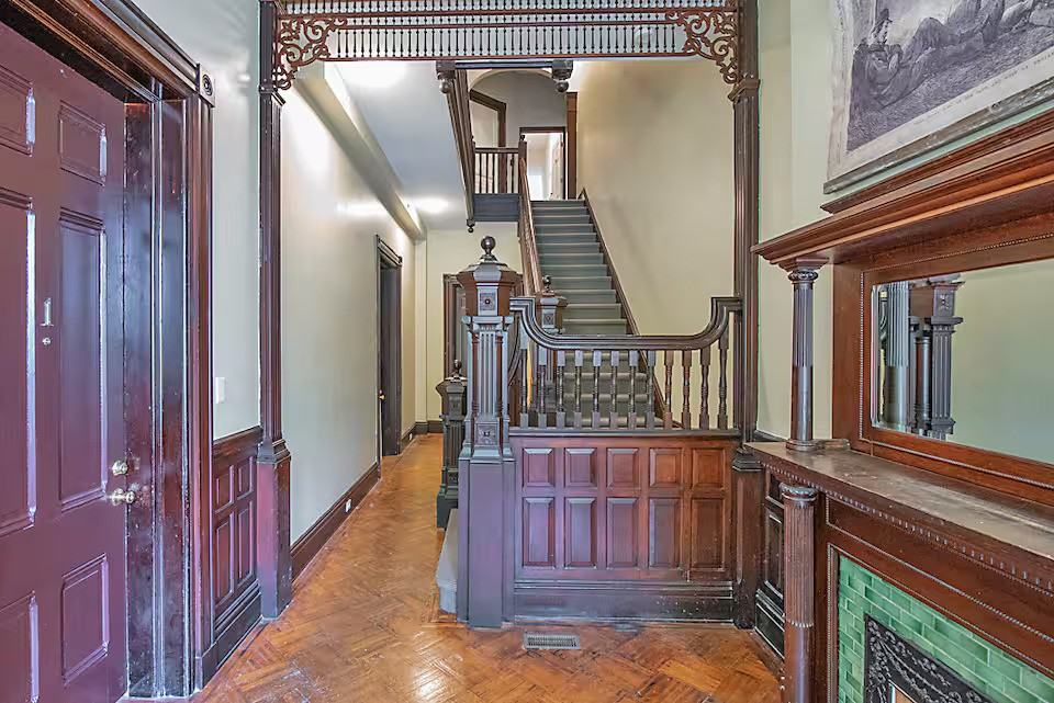18 W Franklin St #4 - Photo 2 of 14