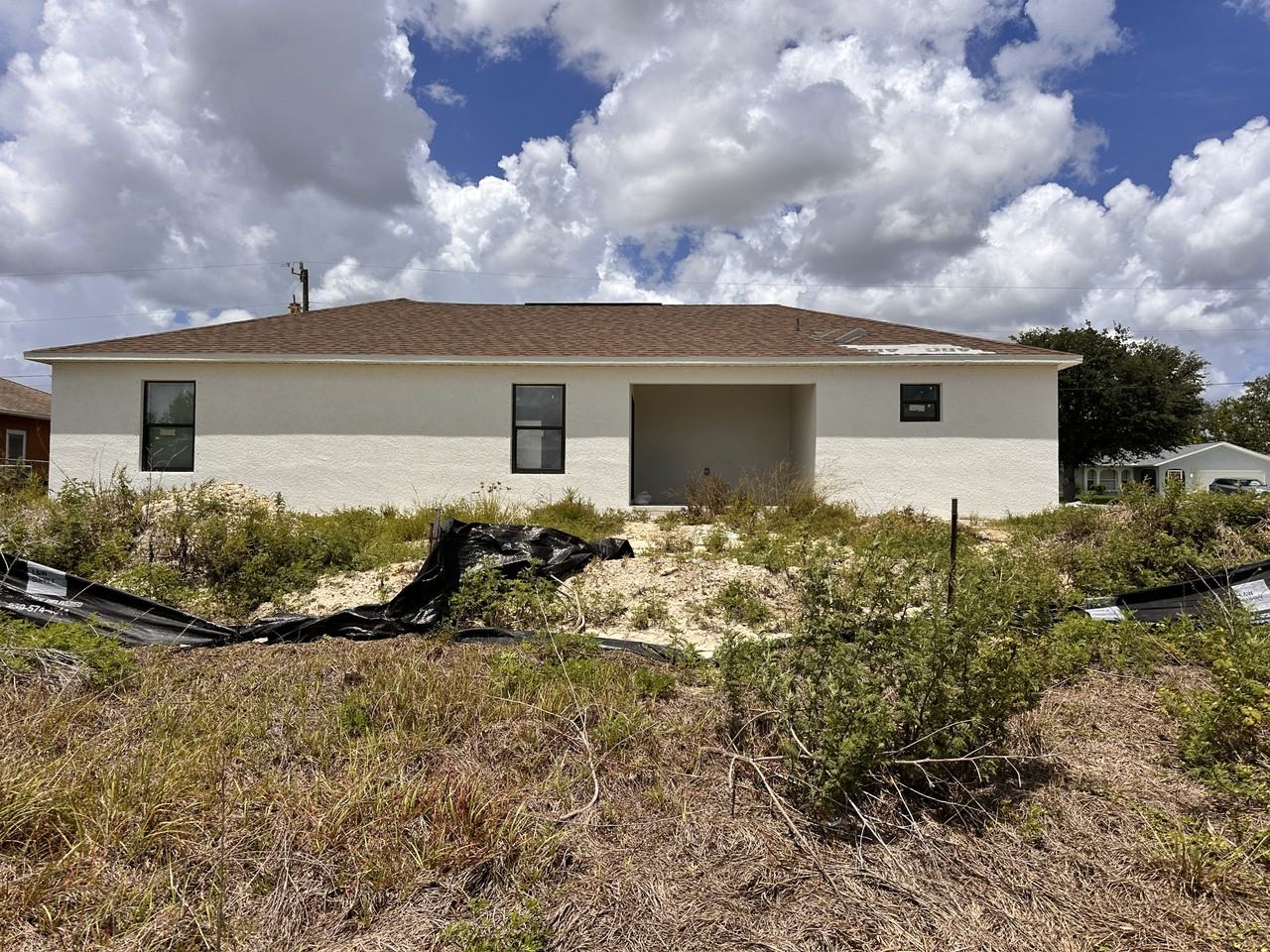 1223 Ne 14th Pl - Photo 4 of 5