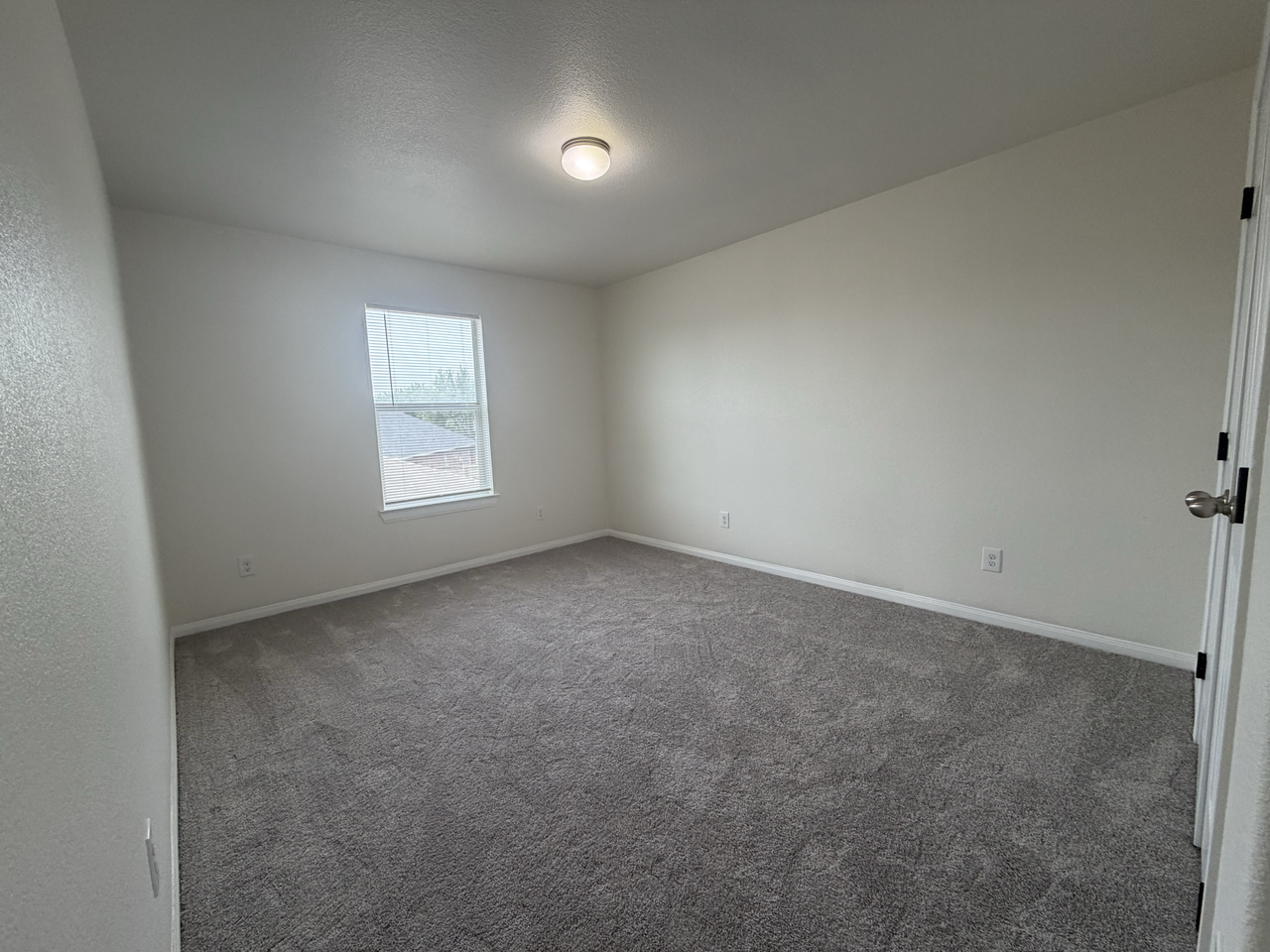 13802 Greyfield Ln - Photo 7 of 14