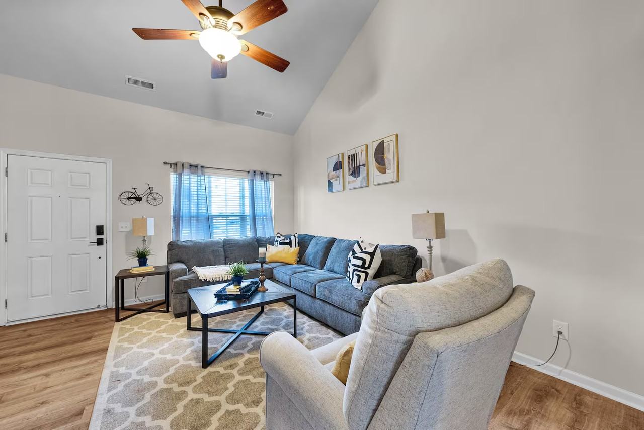 8017 River Gold Ln - Photo 2 of 29