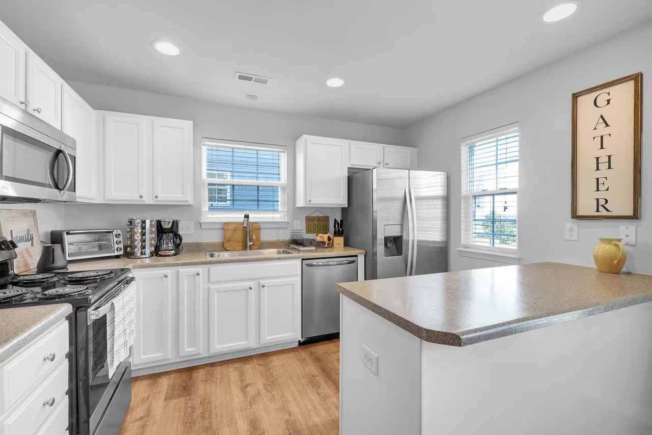 8017 River Gold Ln - Photo 7 of 29