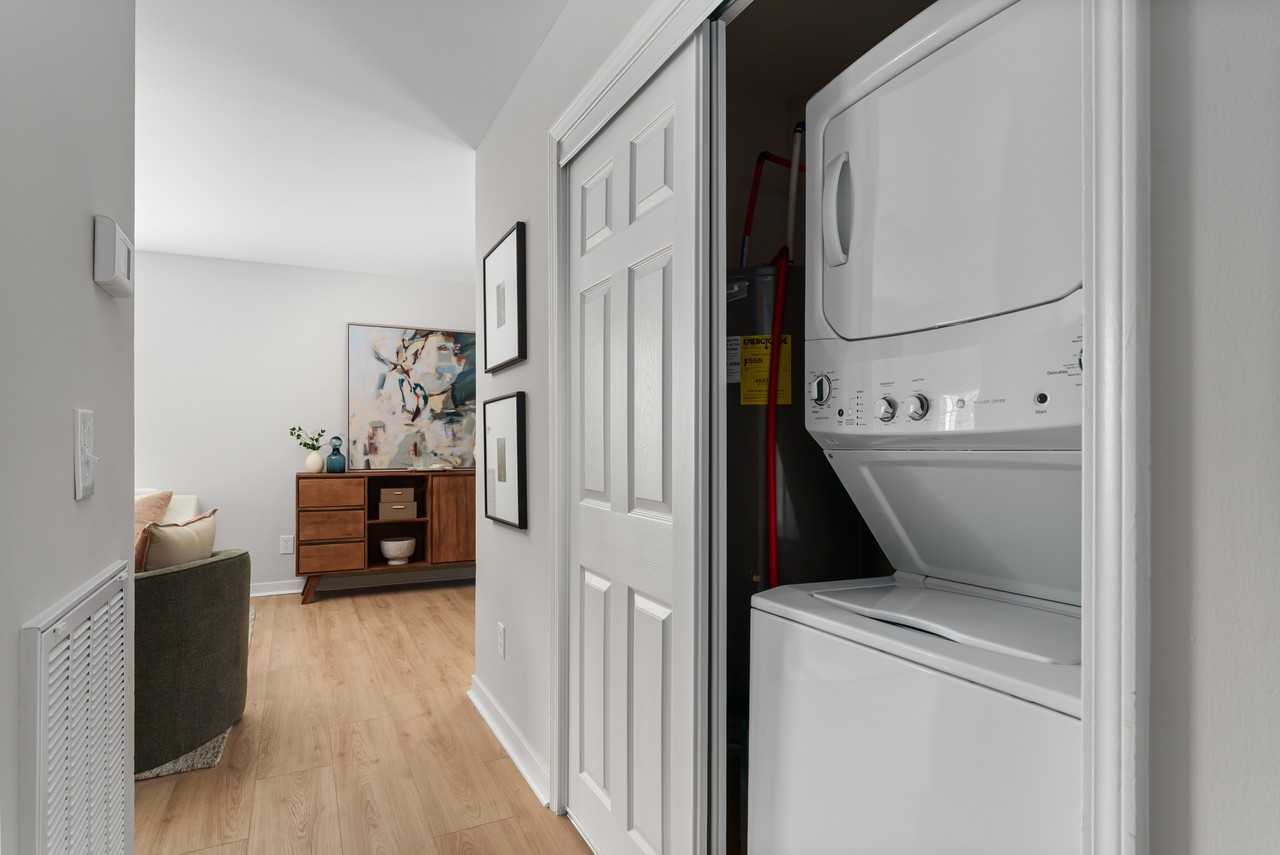 101 Rothwood Ct - Photo 6 of 16