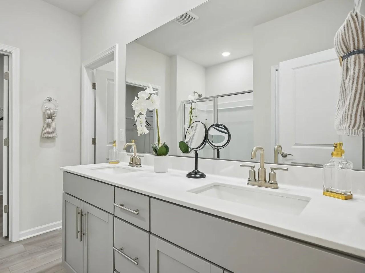 332 Karlov Rd - Photo 6 of 24